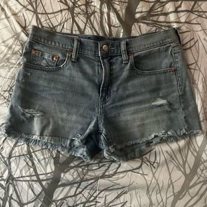 Gap light wash 3” midrise denim shorts